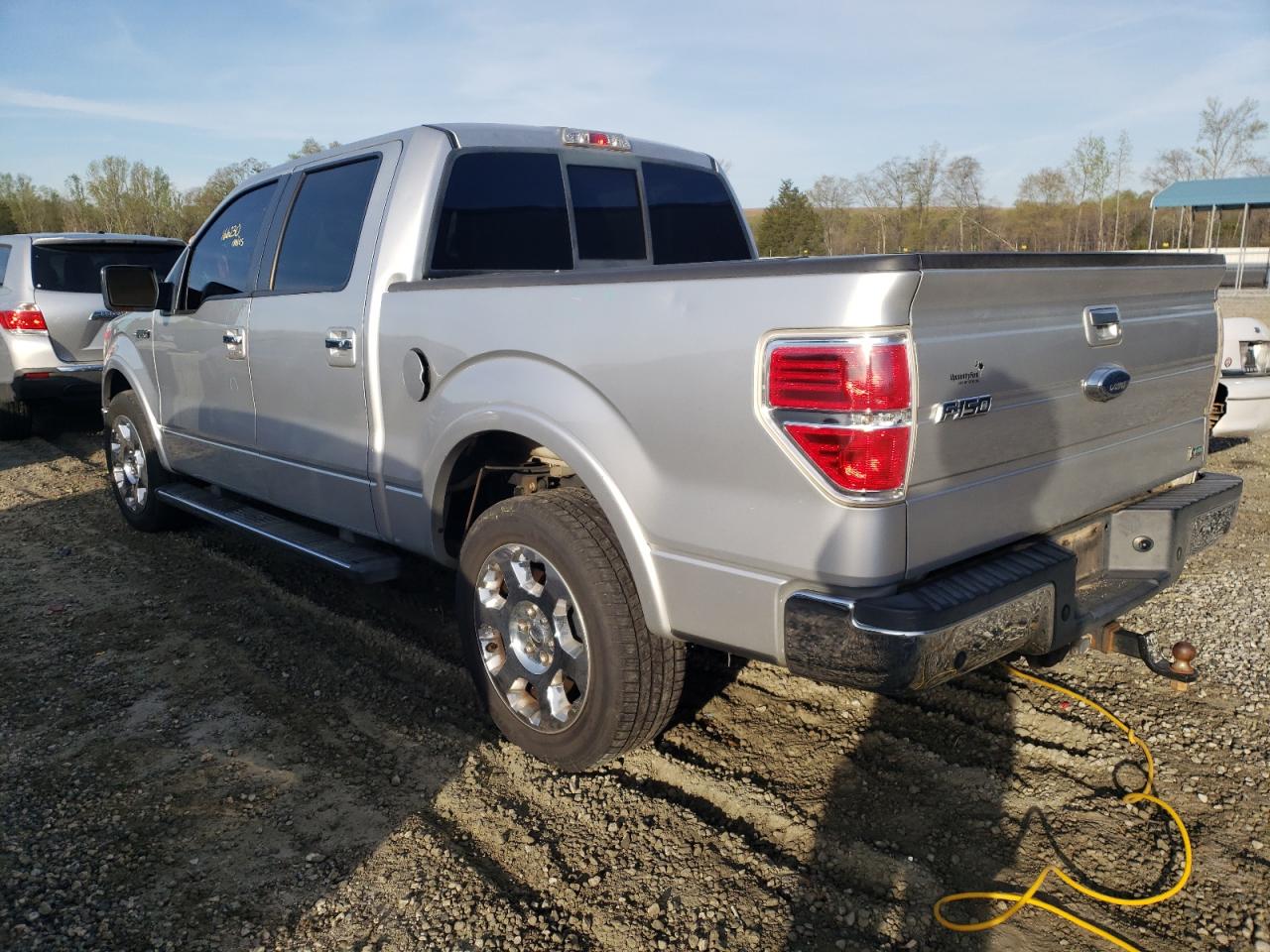 Photo 3 from auction – 2010 FORD F150 SUPER with VIN 1FTFW1CV1AFB35928