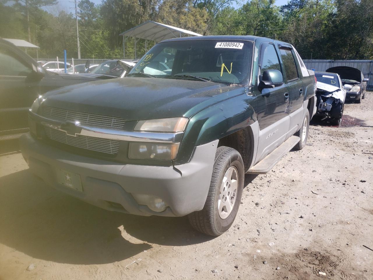 Photo 2 from auction – 2002 CHEVROLET AVALANCHE with VIN 3GNEK13T92G185019