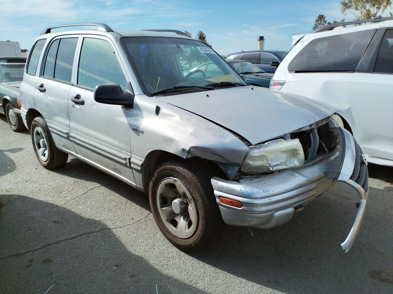 SUZUKI VITARA JLS 2002 with VIN 2S3TE52V026102334 - Photo from auction