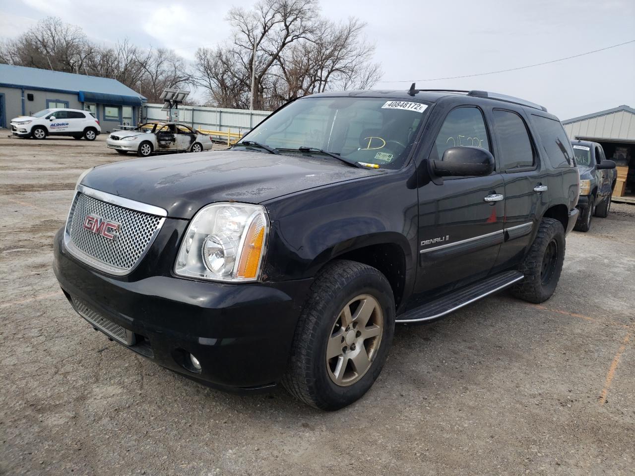 Photo 2 from auction – 2007 GMC YUKON DENA with VIN 1GKFK63877J378964