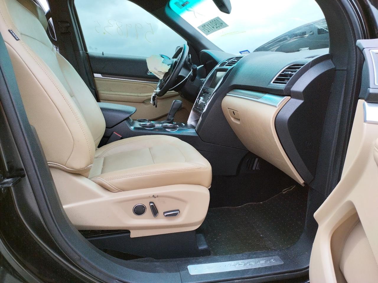 Photo 5 from auction – 2016 FORD EXPLORER L with VIN 1FM5K7FH8GGC12065