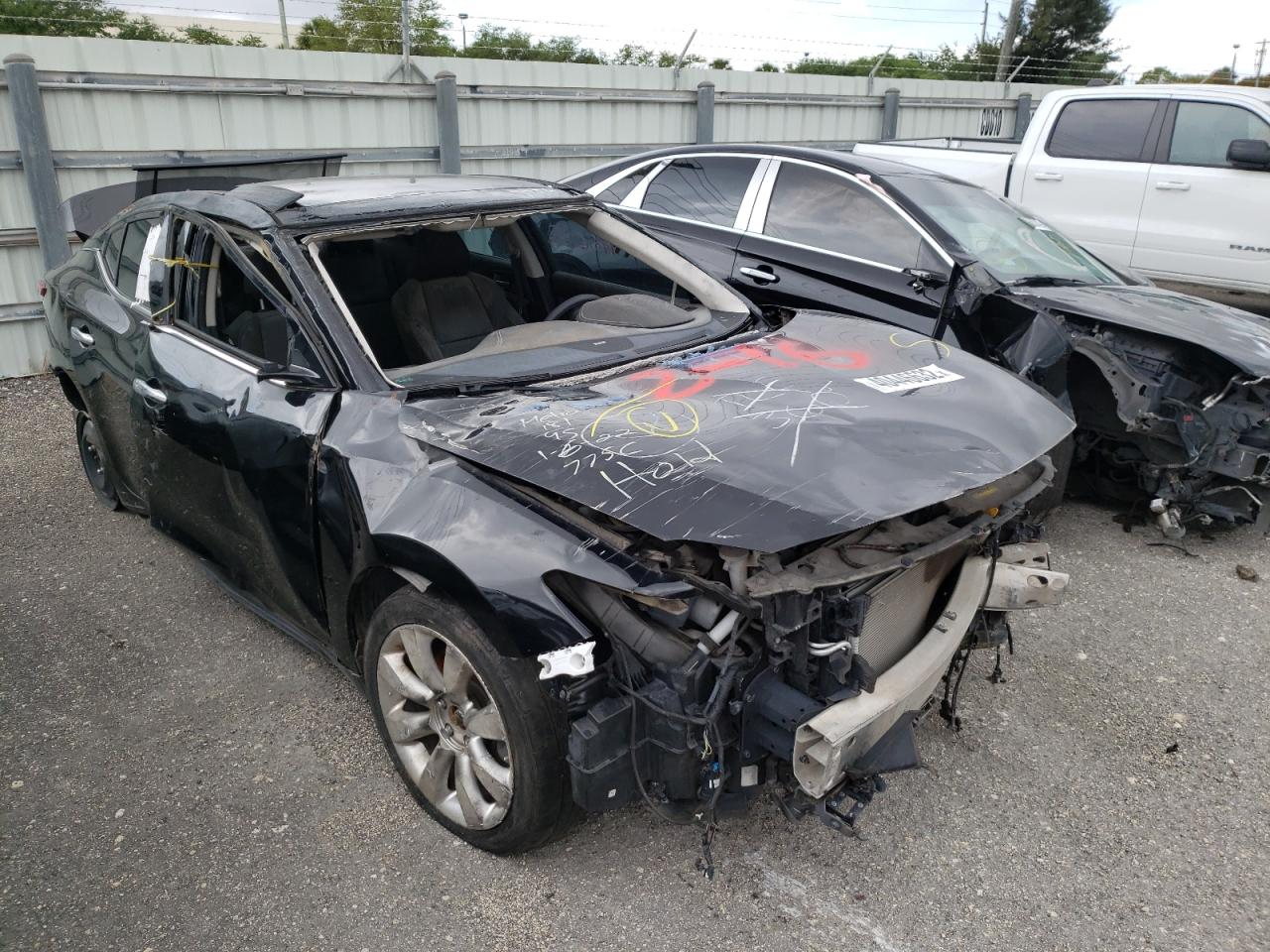 Photo 1 from auction – 2017 NISSAN MAXIMA 3.5 with VIN 1N4AA6AP3HC387756