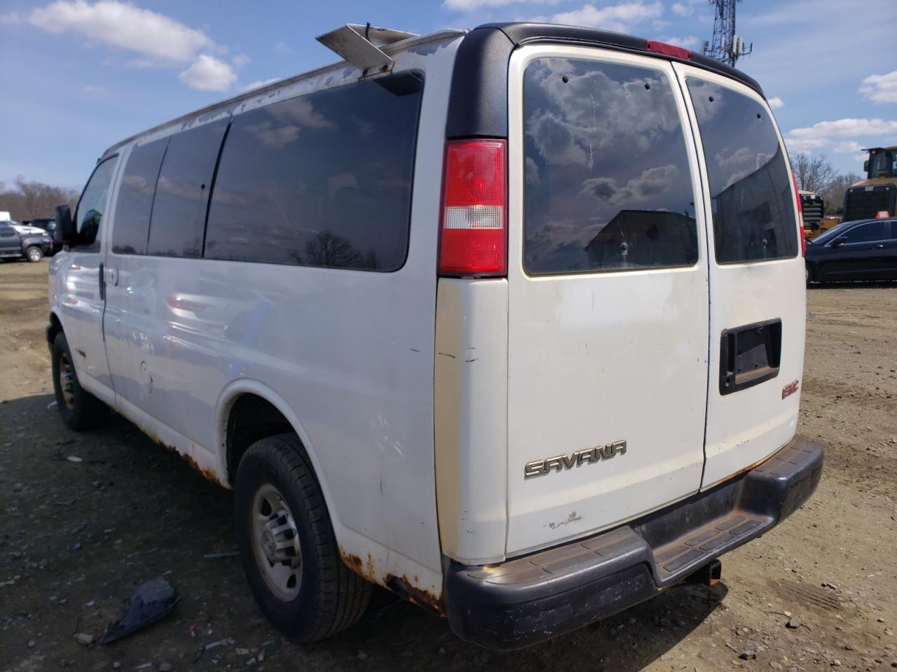 Photo 3 from auction – 2003 GMC SAVANA G35 with VIN 1GTHG35U331198065