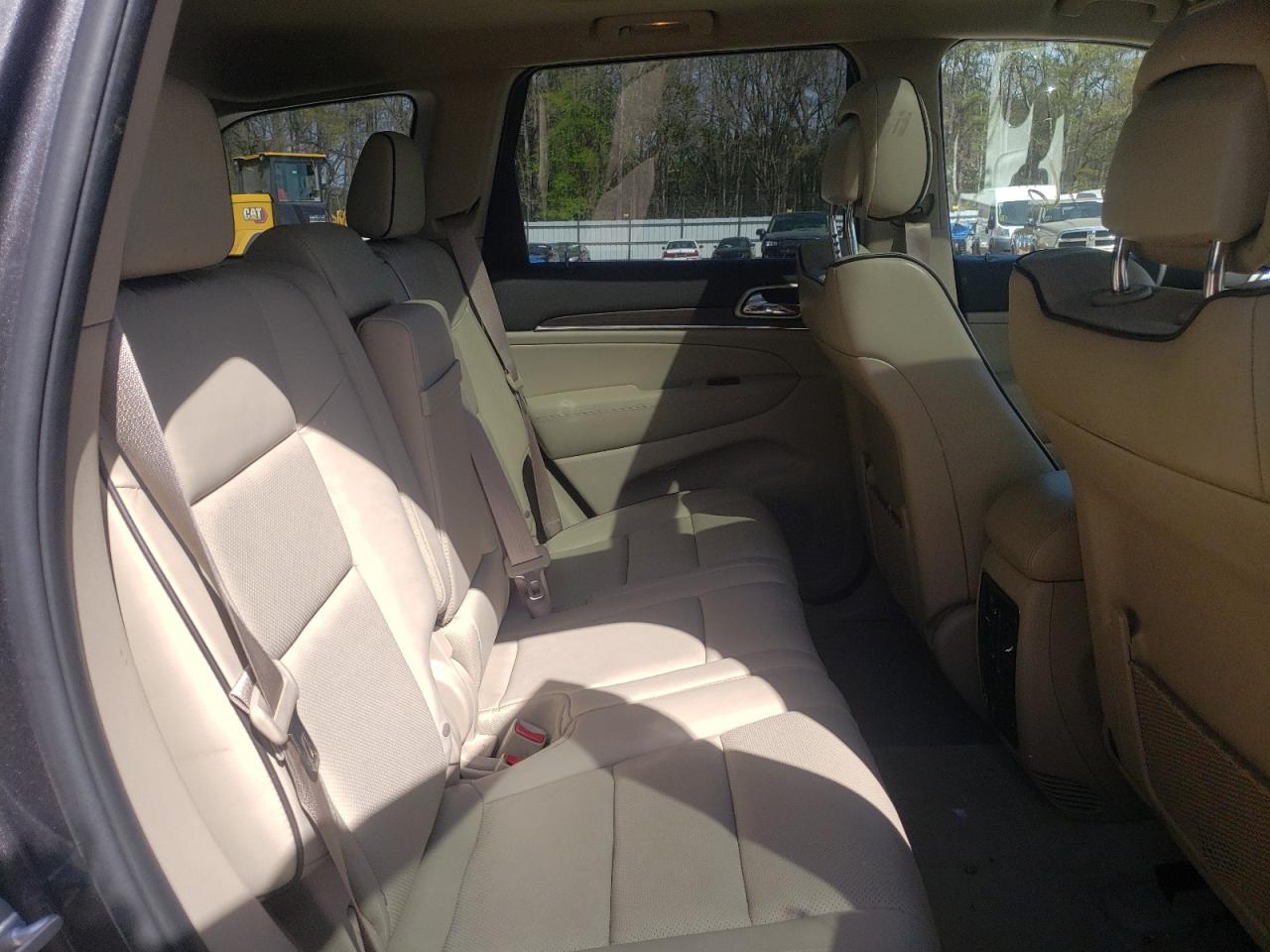 Photo 6 from auction – 2015 JEEP GRAND CHER with VIN 1C4RJECG6FC231552