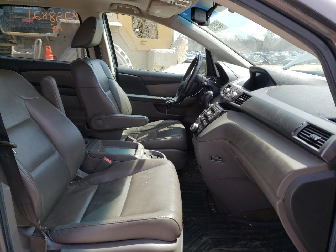 Photo 5 from auction – 2012 HONDA ODYSSEY EX with VIN 5FNRL5H68CB111485