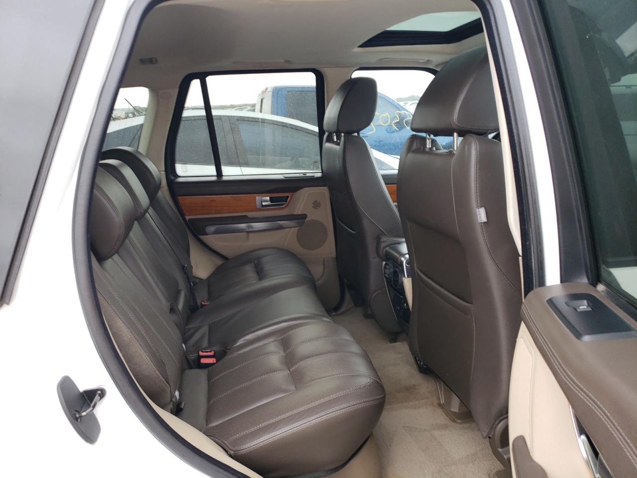 Photo 6 from auction – 2011 LAND ROVER RANGE ROVE with VIN SALSK2D44BA267739