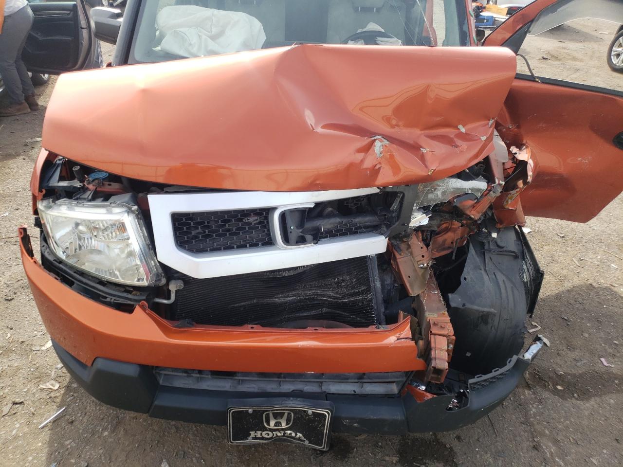 Photo 7 from auction – 2010 HONDA ELEMENT LX with VIN 5J6YH2H31AL006308