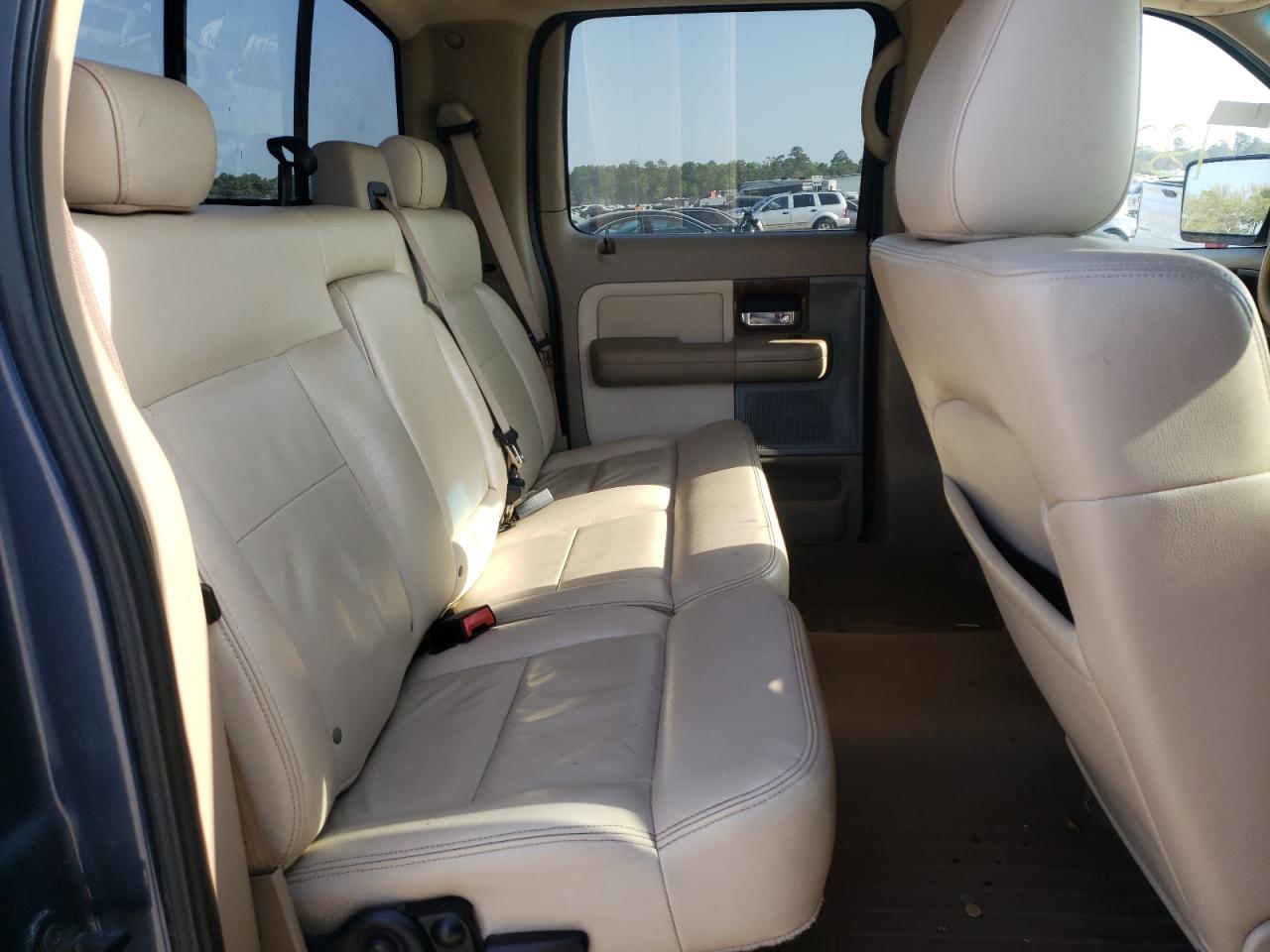 Photo 6 from auction – 2004 FORD F150 SUPER with VIN 1FTPW14594KC65714