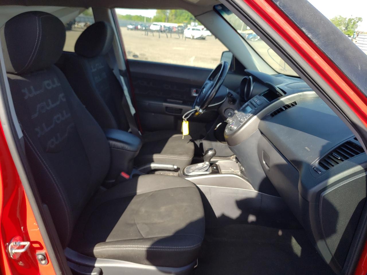 Снимка 5 от търг – 2013 KIA SOUL + с VIN KNDJT2A64D7632068