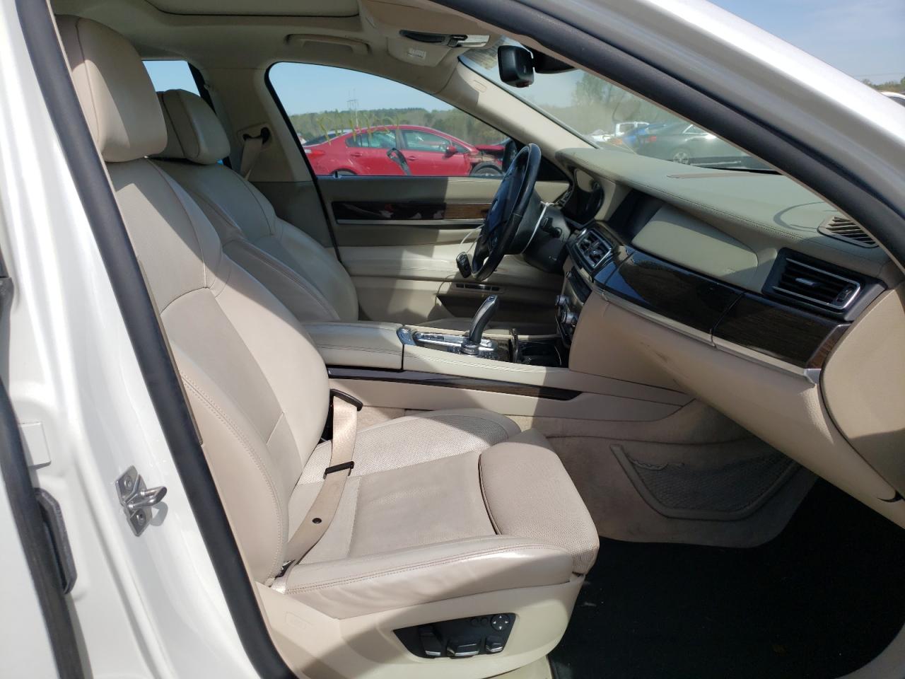Photo 5 from auction – 2009 BMW 750 LI with VIN WBAKB83549CY61702