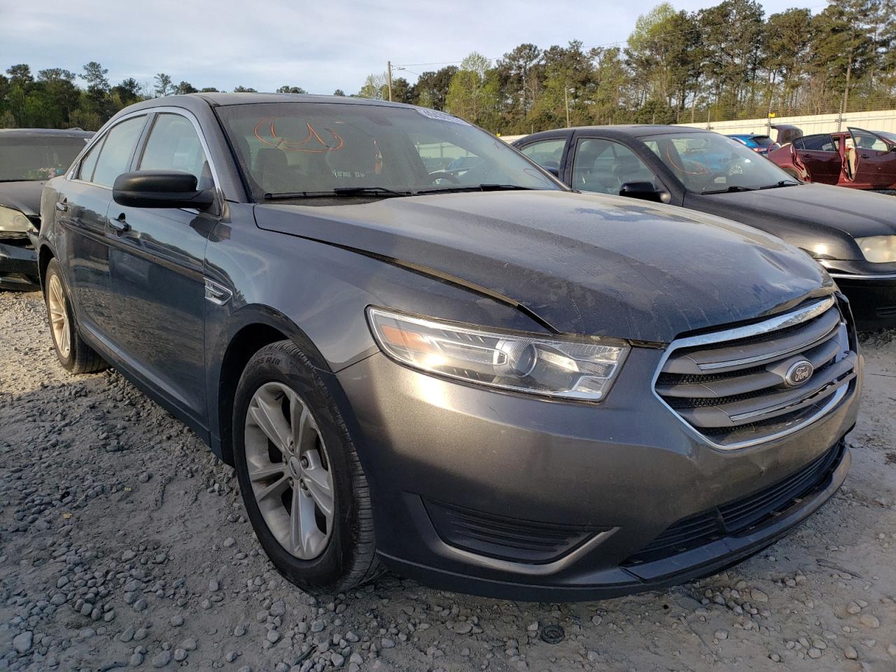 FORD TAURUS SE 2016 with VIN 1FAHP2D83GG116617 - Photo from auction