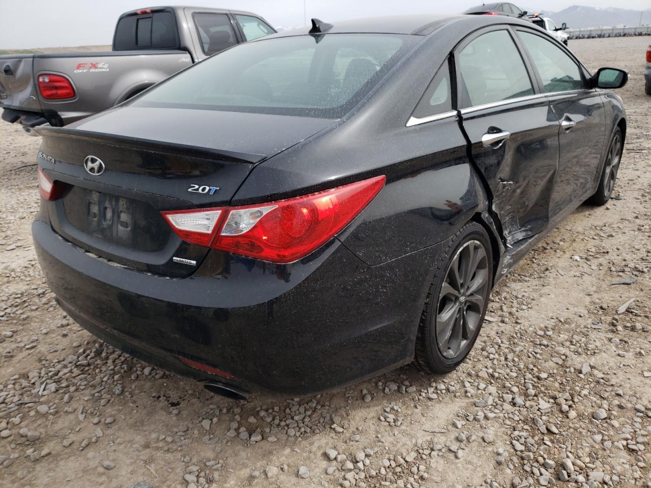 Photo 4 from auction – 2013 HYUNDAI SONATA SE with VIN 5NPEC4ABXDH655084