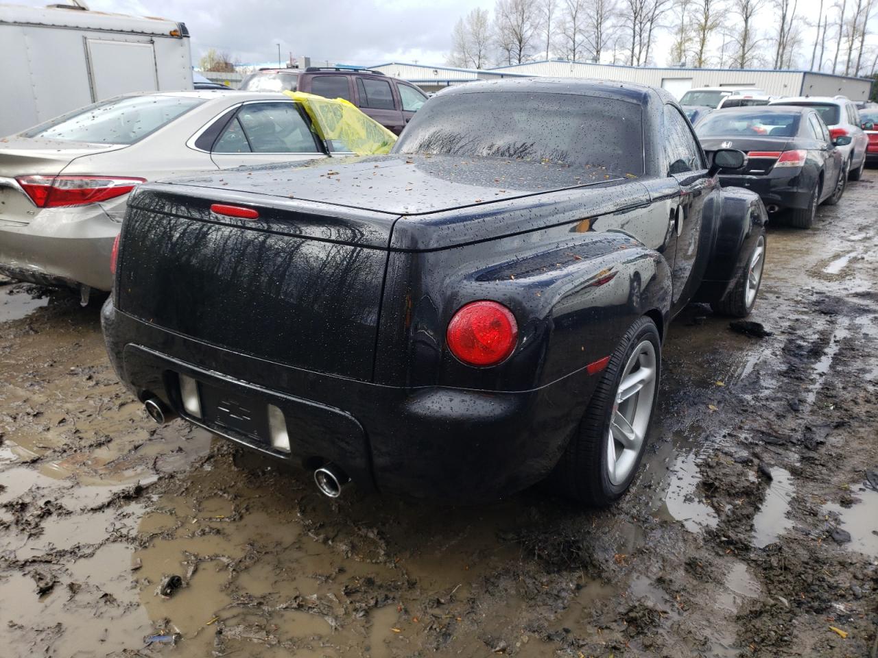 Photo 4 from auction – 2004 CHEVROLET SSR with VIN 1GCES14P14B110191