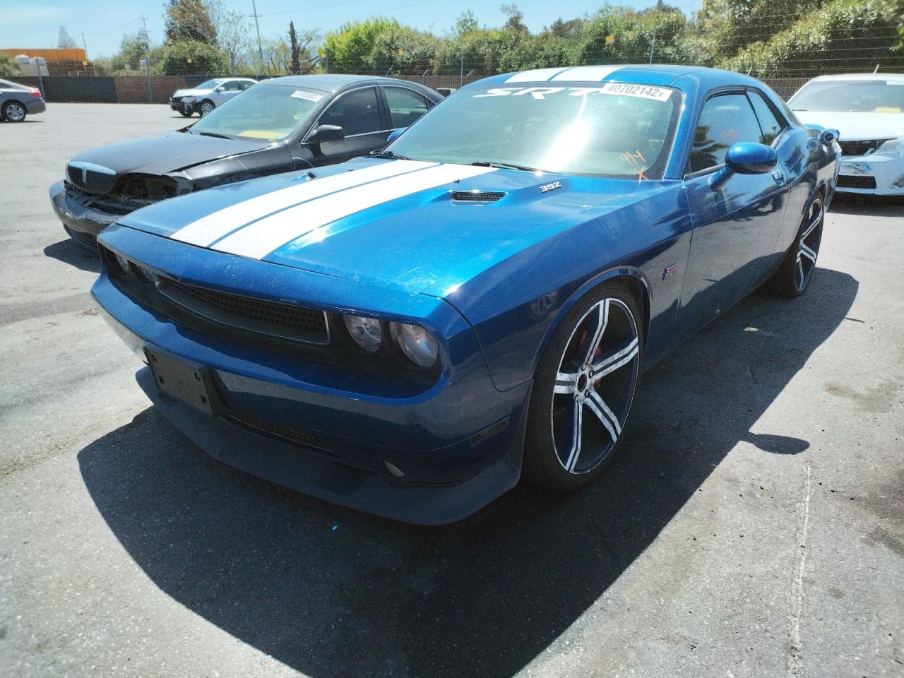 Photo 2 from auction – 2011 DODGE CHALLENGER with VIN 2B3CJ7DJ3BH501017