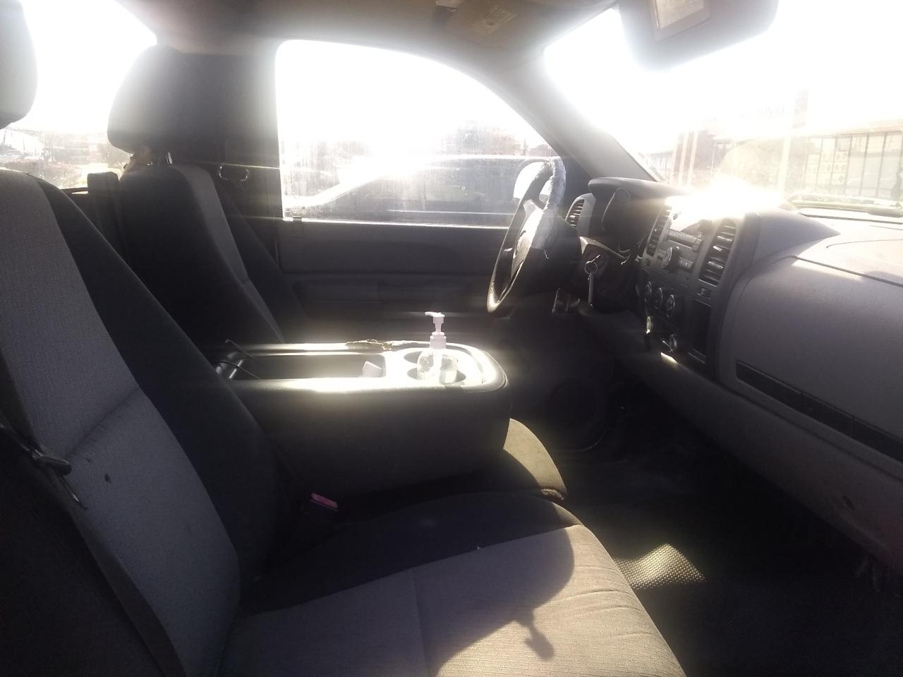 Фото 5 с аукциона – 2008 GMC SIERRA C15 с VIN 1GTEC14C98E145883