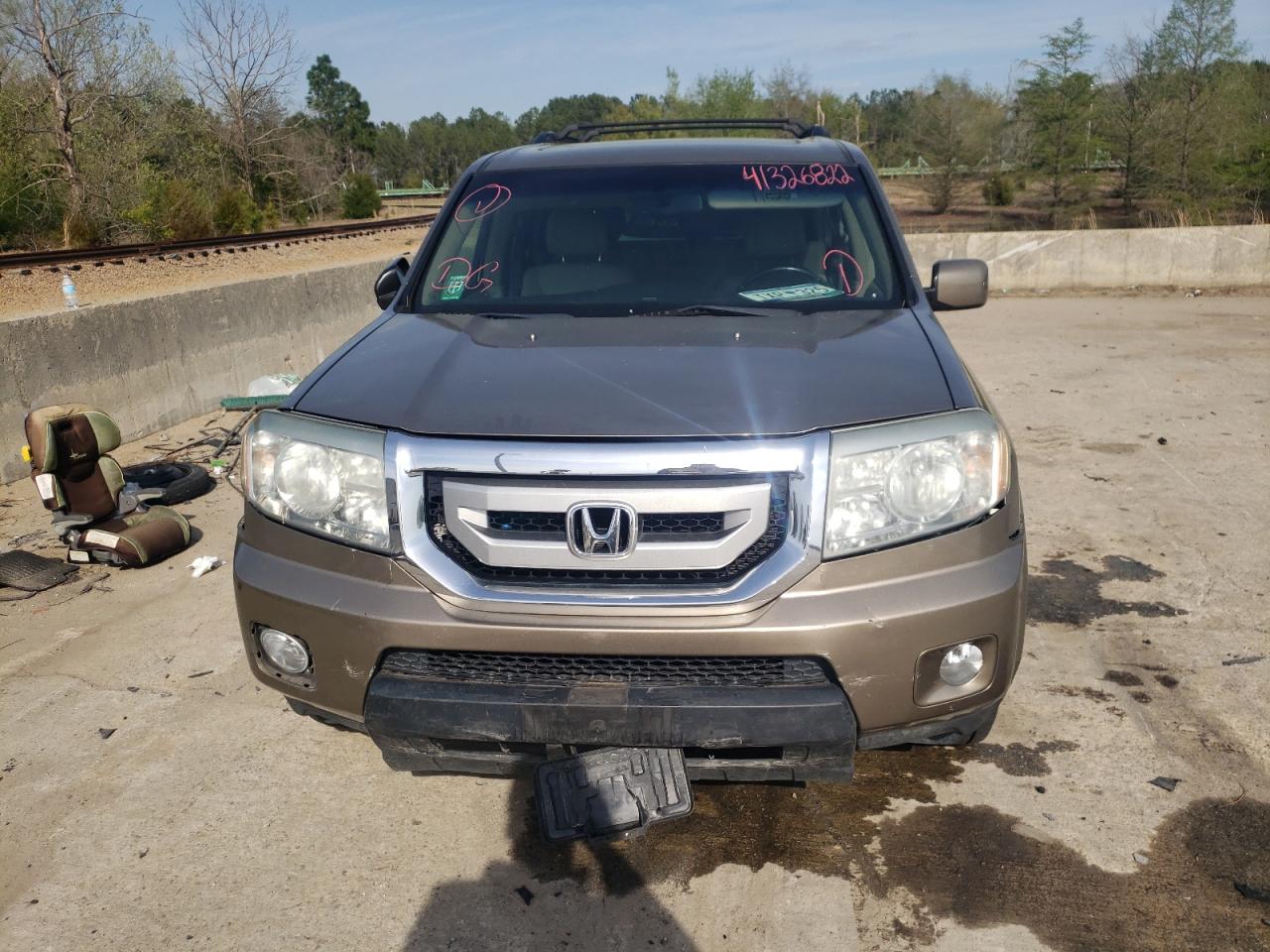 Photo 9 from auction – 2009 HONDA PILOT EXL with VIN 5FNYF38599B021883