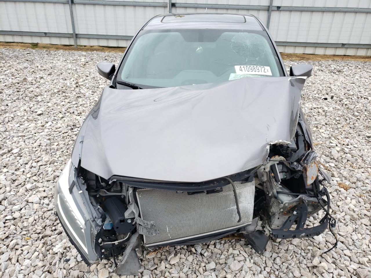 Photo 7 from auction – 2017 ACURA ILX PREMIU with VIN 19UDE2F77HA004363