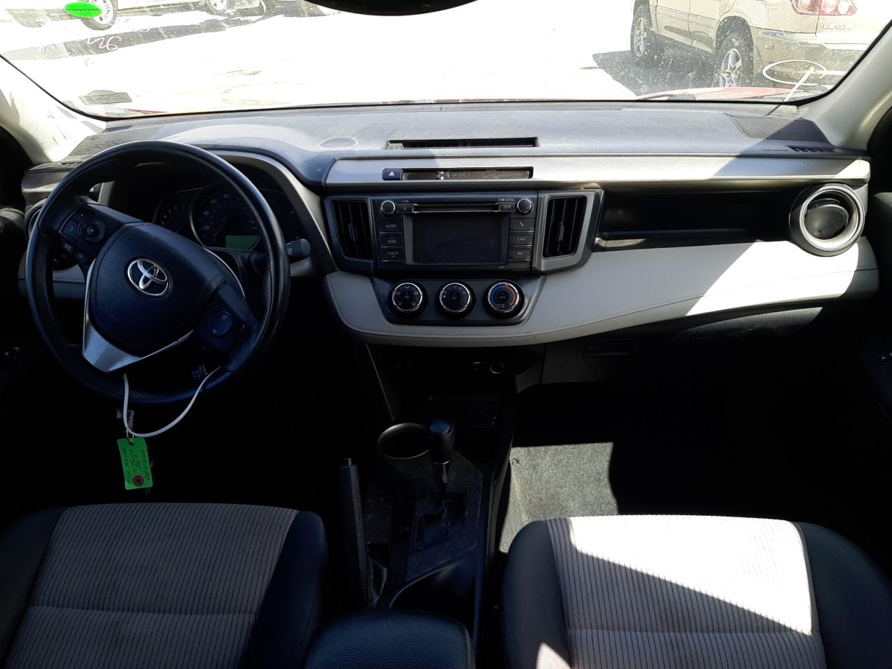 Photo 9 from auction – 2013 TOYOTA RAV4 LE with VIN 2T3BFREV0DW047823