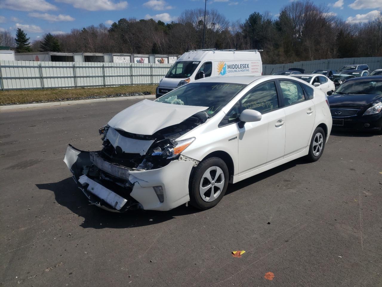 Photo 2 from auction – 2014 TOYOTA PRIUS with VIN JTDKN3DU8E0393763