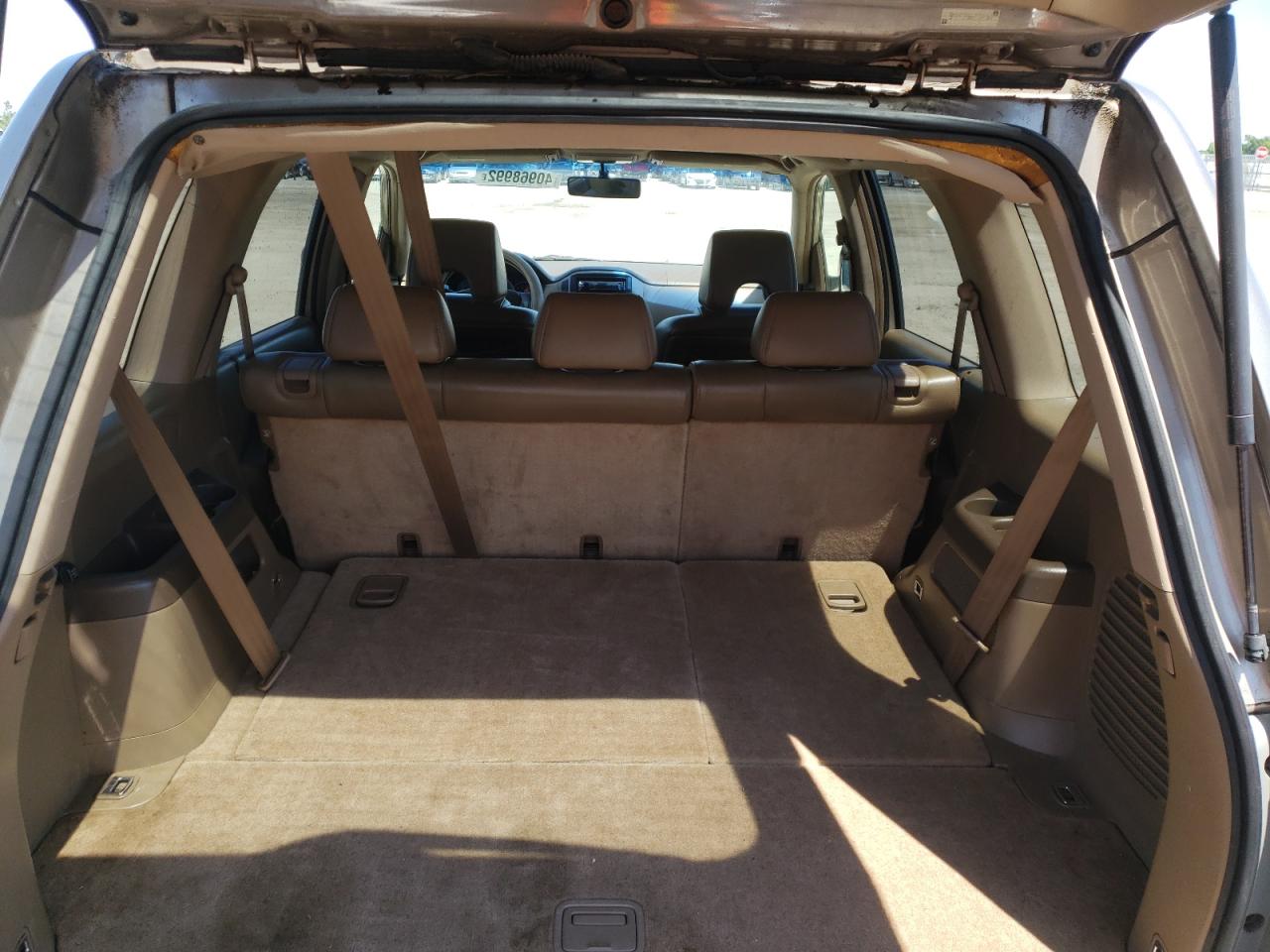 Фото 9 с аукциона – 2006 HONDA PILOT EX с VIN 5FNYF28566B004061
