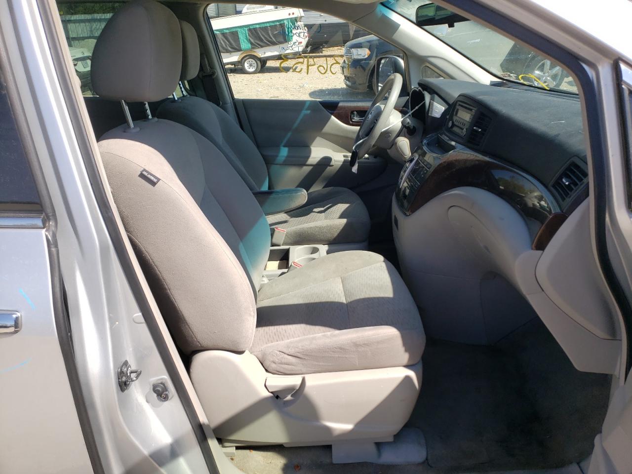 Photo 5 from auction – 2014 NISSAN QUEST S with VIN JN8AE2KP3E9100337