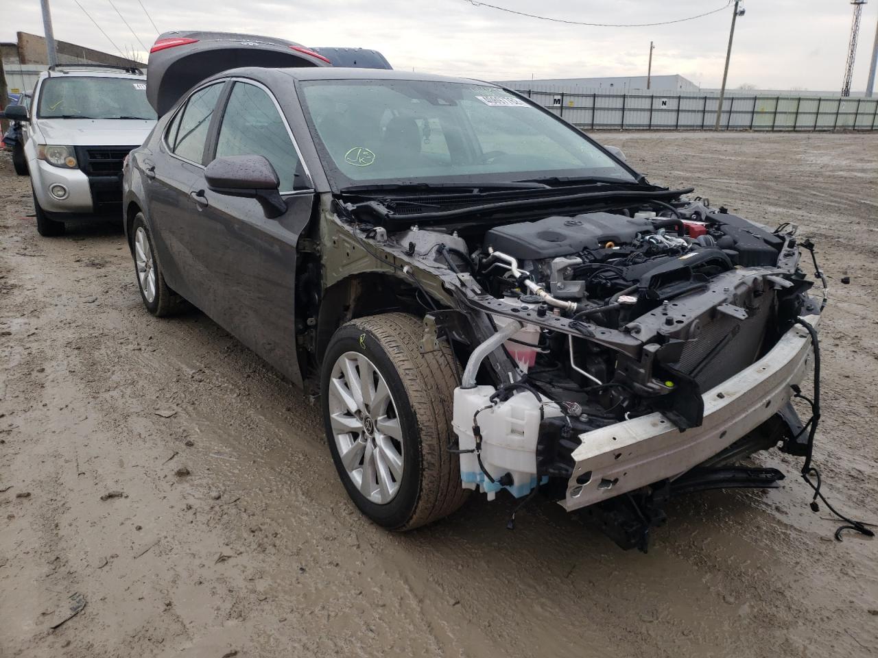 Photo 1 from auction – 2020 TOYOTA CAMRY LE with VIN 4T1C11AK2LU995969
