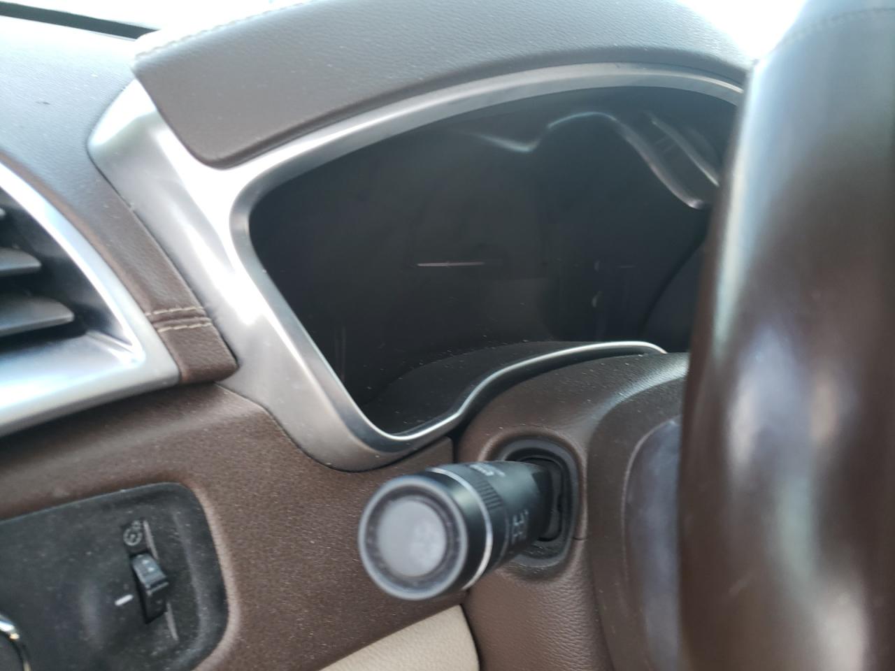 Photo 8 from auction – 2015 CADILLAC SRX LUXURY with VIN 3GYFNEE34FS554312