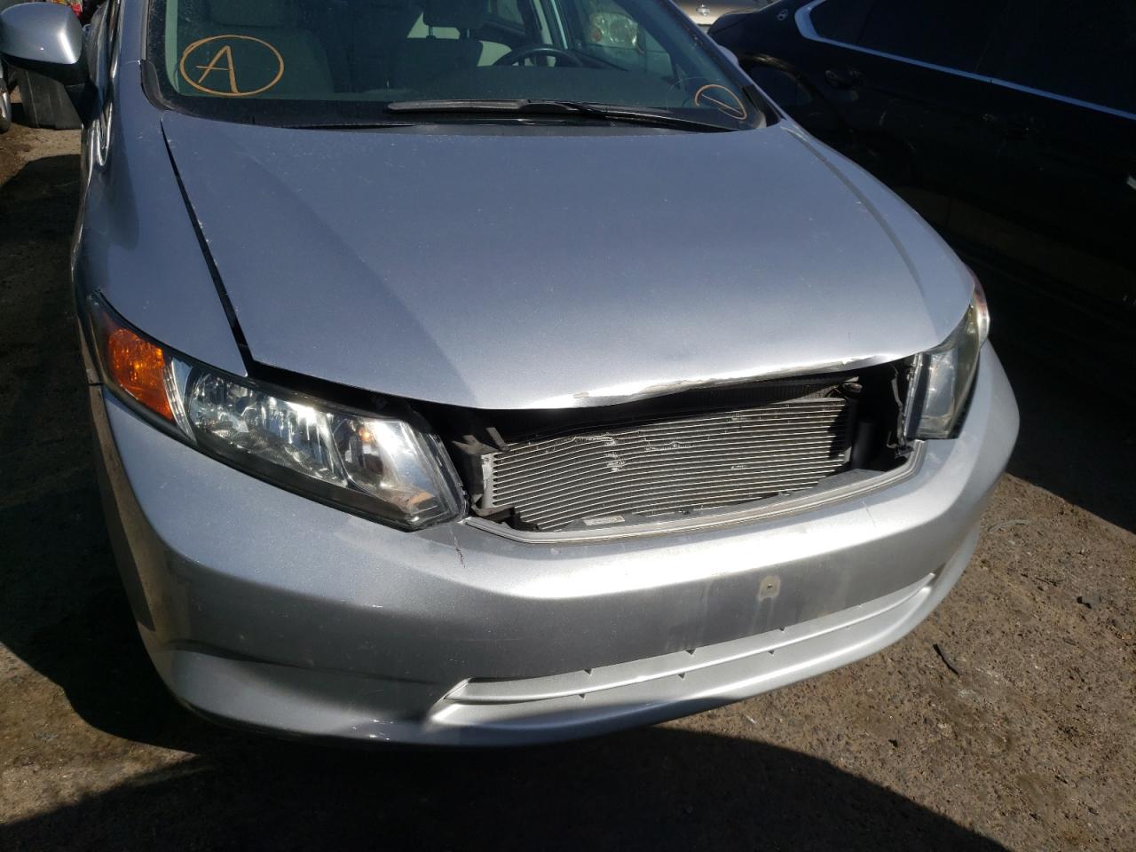Photo 9 from auction – 2012 HONDA CIVIC LX with VIN 19XFB2F57CE093369