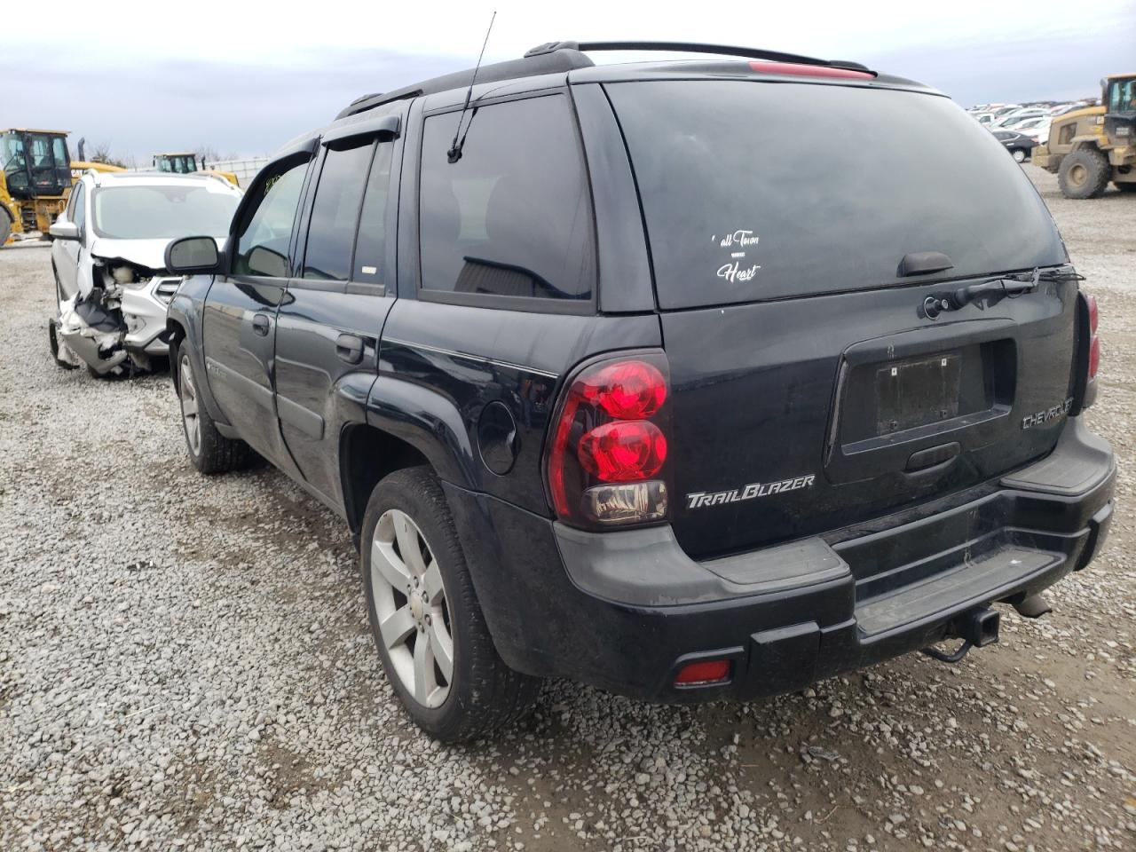 Photo 3 from auction – 2003 CHEVROLET TRAILBLAZE with VIN 1GNDT13S632313534