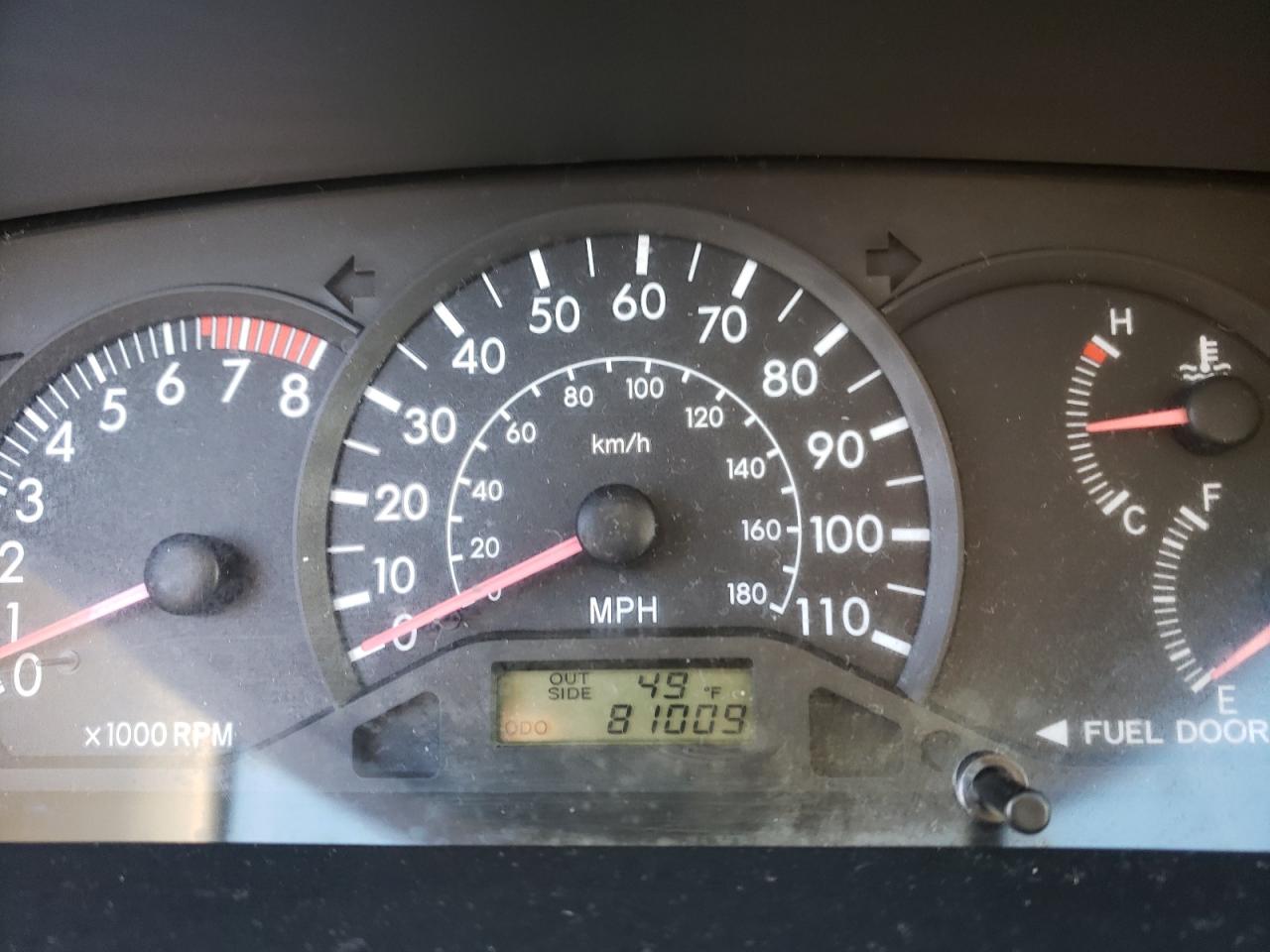 Photo 8 from auction – 2003 TOYOTA COROLLA with VIN JTDBR32E330030929
