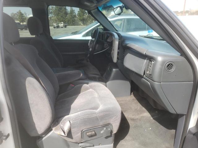 Photo 5 from auction – 2002 CHEVROLET SILVERADO with VIN 2GCEC19V121208414