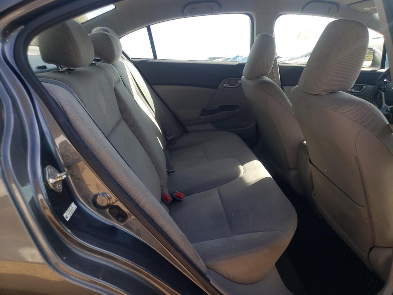 Photo 6 from auction – 2012 HONDA CIVIC LX with VIN 19XFB2F5XCE372136