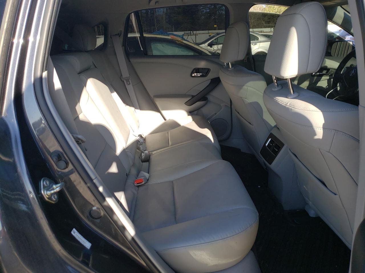 Photo 6 from auction – 2016 ACURA RDX TECHNO with VIN 5J8TB4H56GL024747