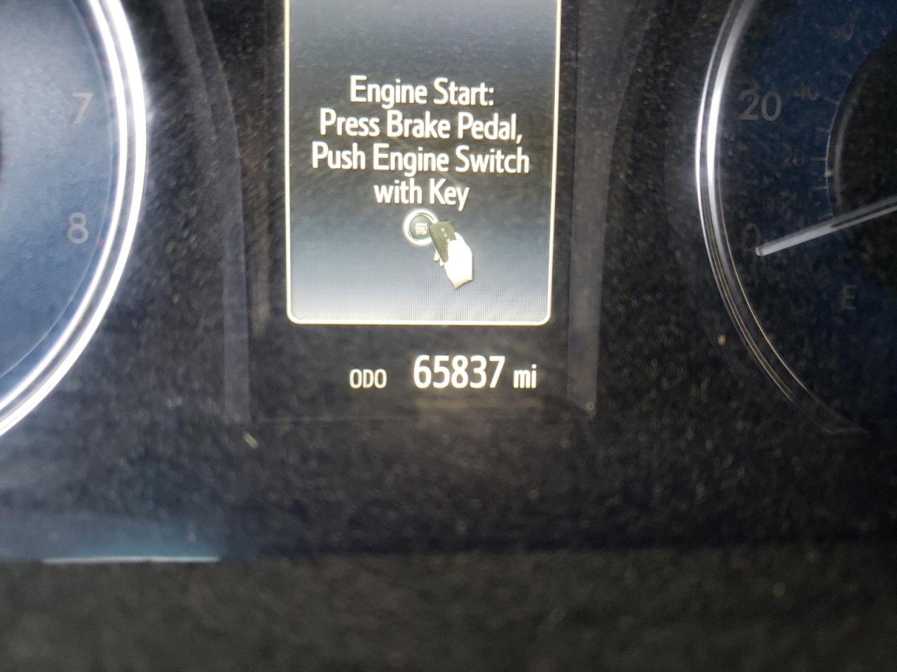 Photo 12 from auction – 2017 TOYOTA CAMRY LE with VIN 4T1BF1FK6HU322499