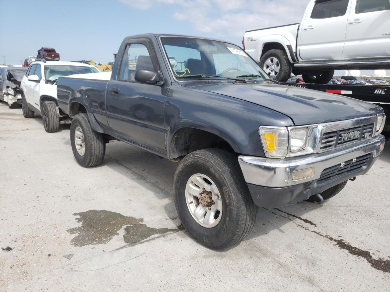 TOYOTA PICKUP 1/2 1990 with VIN JT4VN01D3L2009129 - Photo from auction