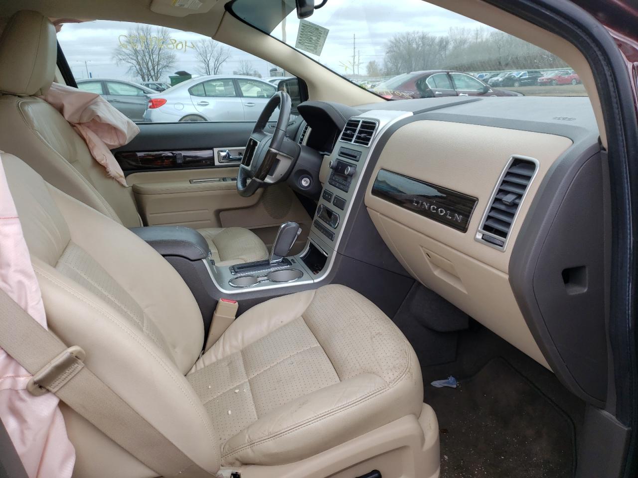 Photo 5 from auction – 2010 LINCOLN MKX with VIN 2LMDJ6JC3ABJ04184