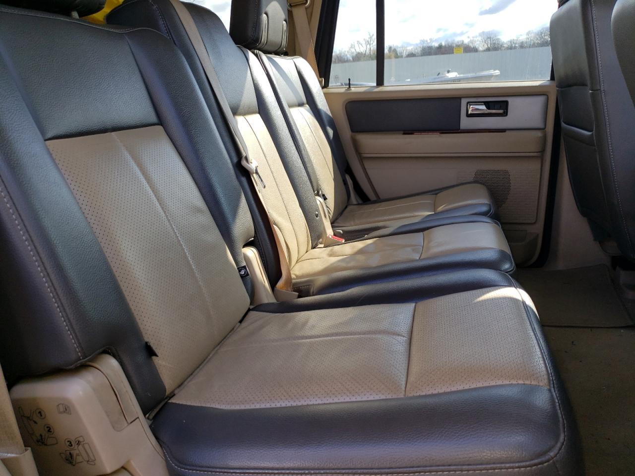 Photo 6 from auction – 2008 FORD EXPEDITION with VIN 1FMFU185X8LA23392