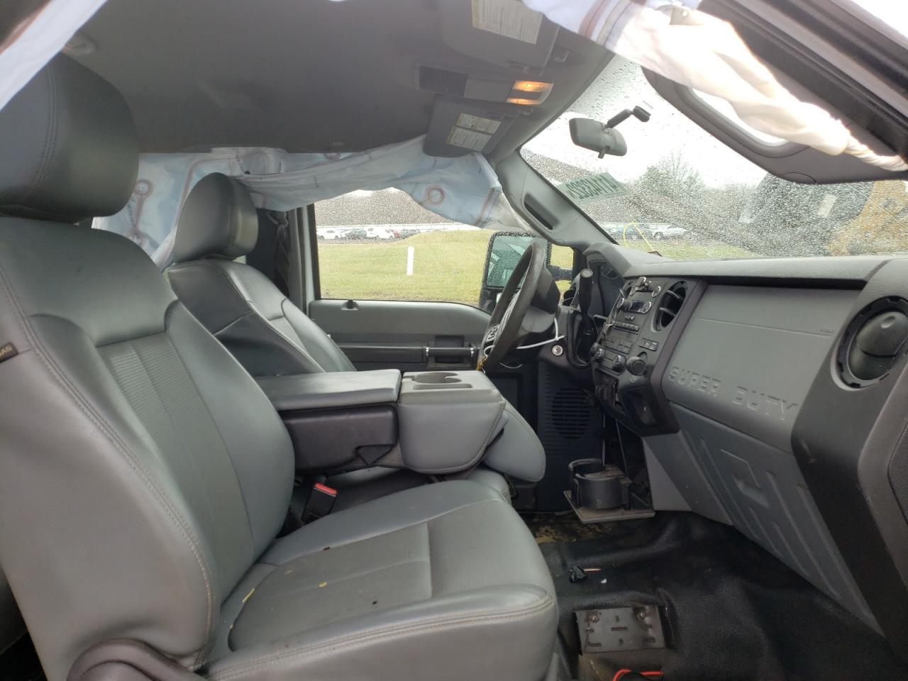Photo 5 from auction – 2015 FORD F250 SUPER with VIN 1FT7X2B61FED59778