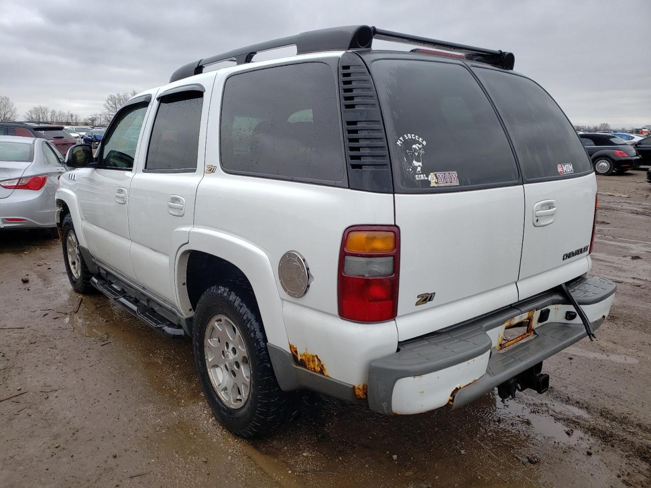 Photo 3 from auction – 2002 CHEVROLET TAHOE K150 with VIN 1GNEK13Z82R166322