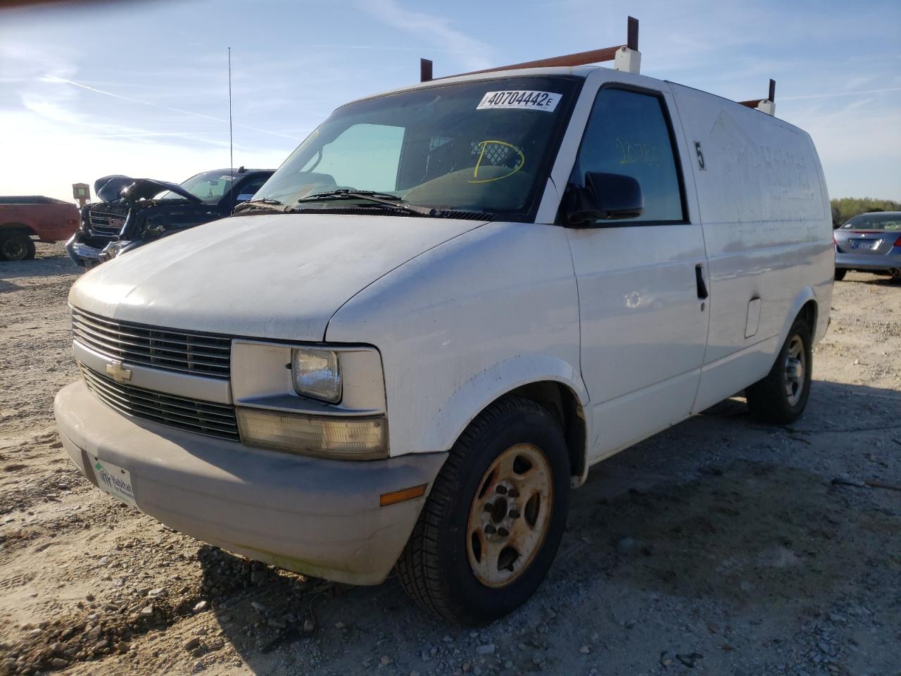 Photo 2 from auction – 2003 CHEVROLET ASTRO with VIN 1GCDM19X53B135849