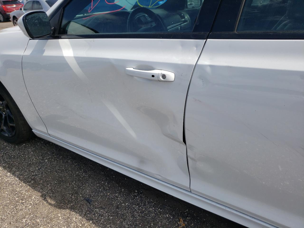 Photo 9 from auction – 2020 CHRYSLER 300 S with VIN 2C3CCABT1LH158790