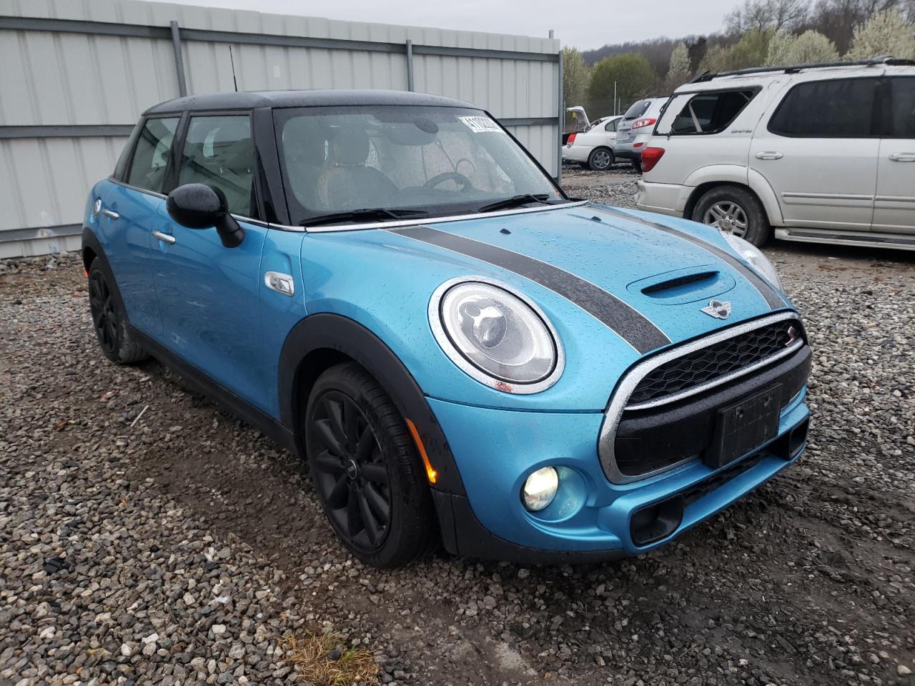 MINI COOPER S 2015 with VIN WMWXU3C5XF2B58726 - Photo from auction