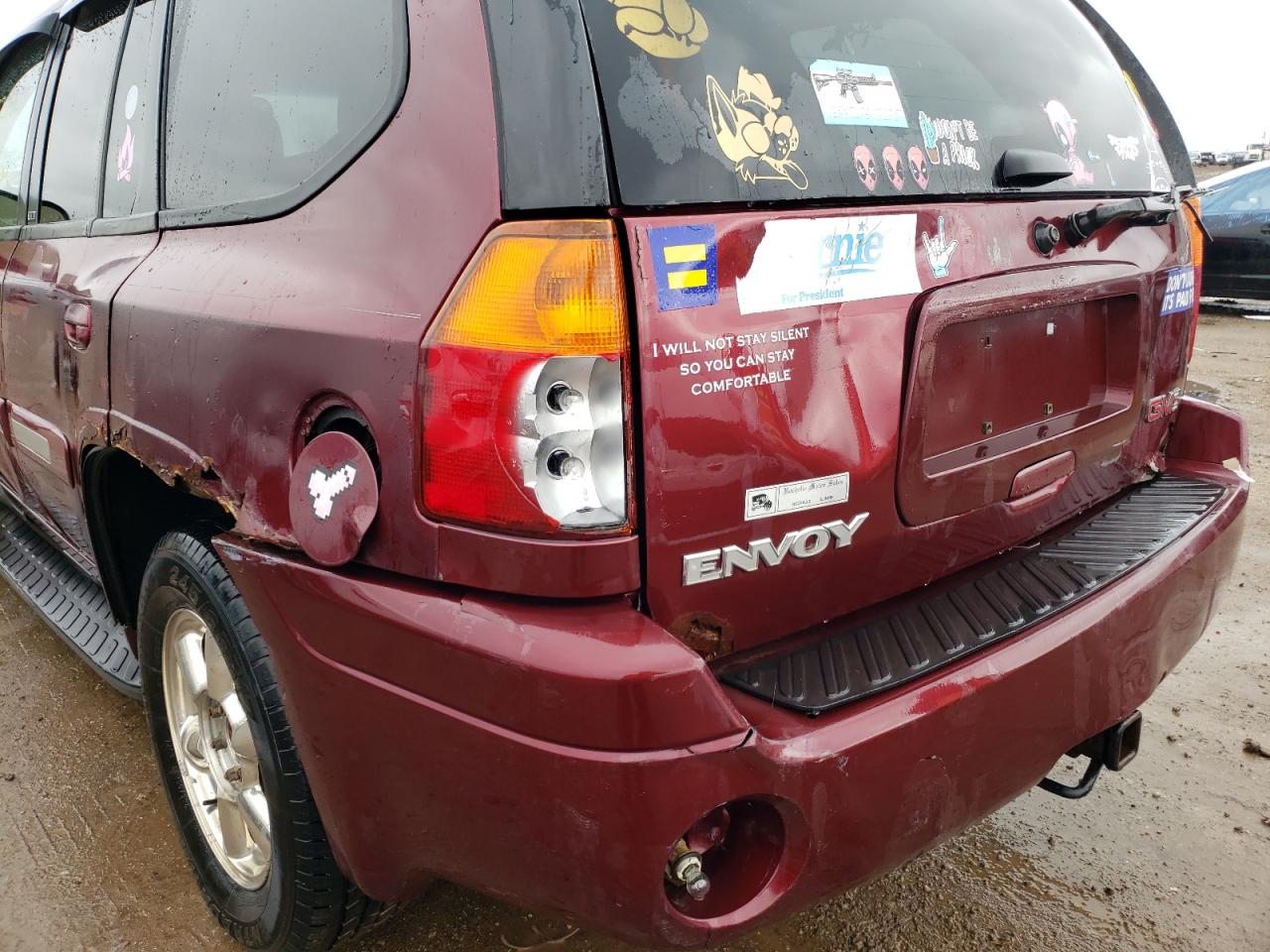 Photo 9 from auction – 2002 GMC ENVOY with VIN 1GKDT13S122297187