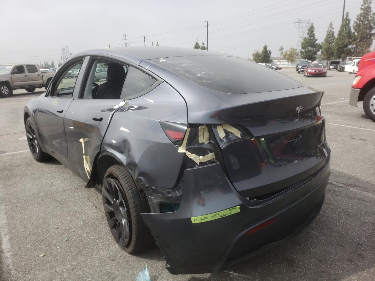 Photo 3 from auction – 2021 TESLA MODEL Y with VIN 5YJYGDEE4MF278563