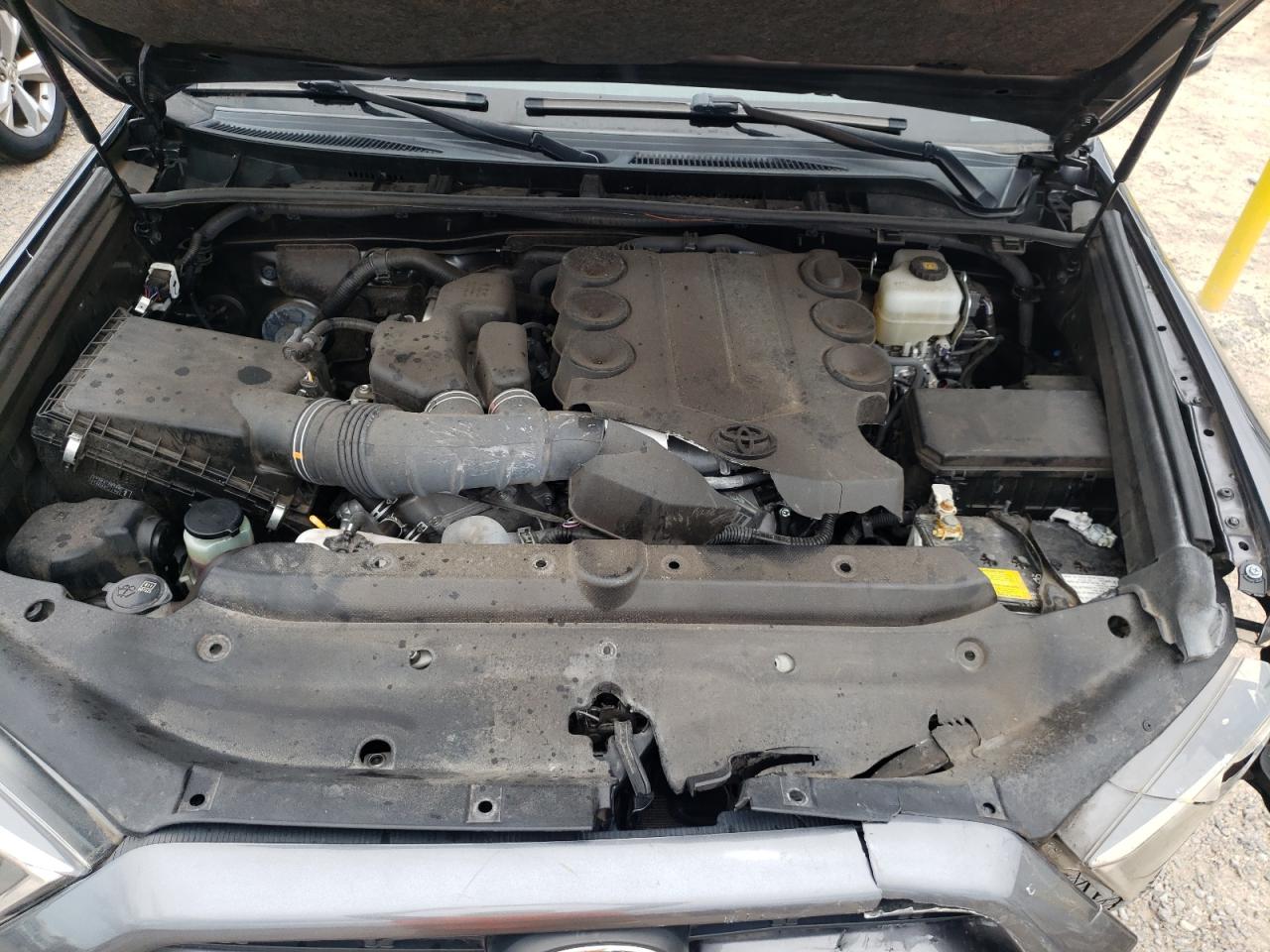 Photo 7 from auction – 2019 TOYOTA 4RUNNER SR with VIN JTEBU5JR6K5671505