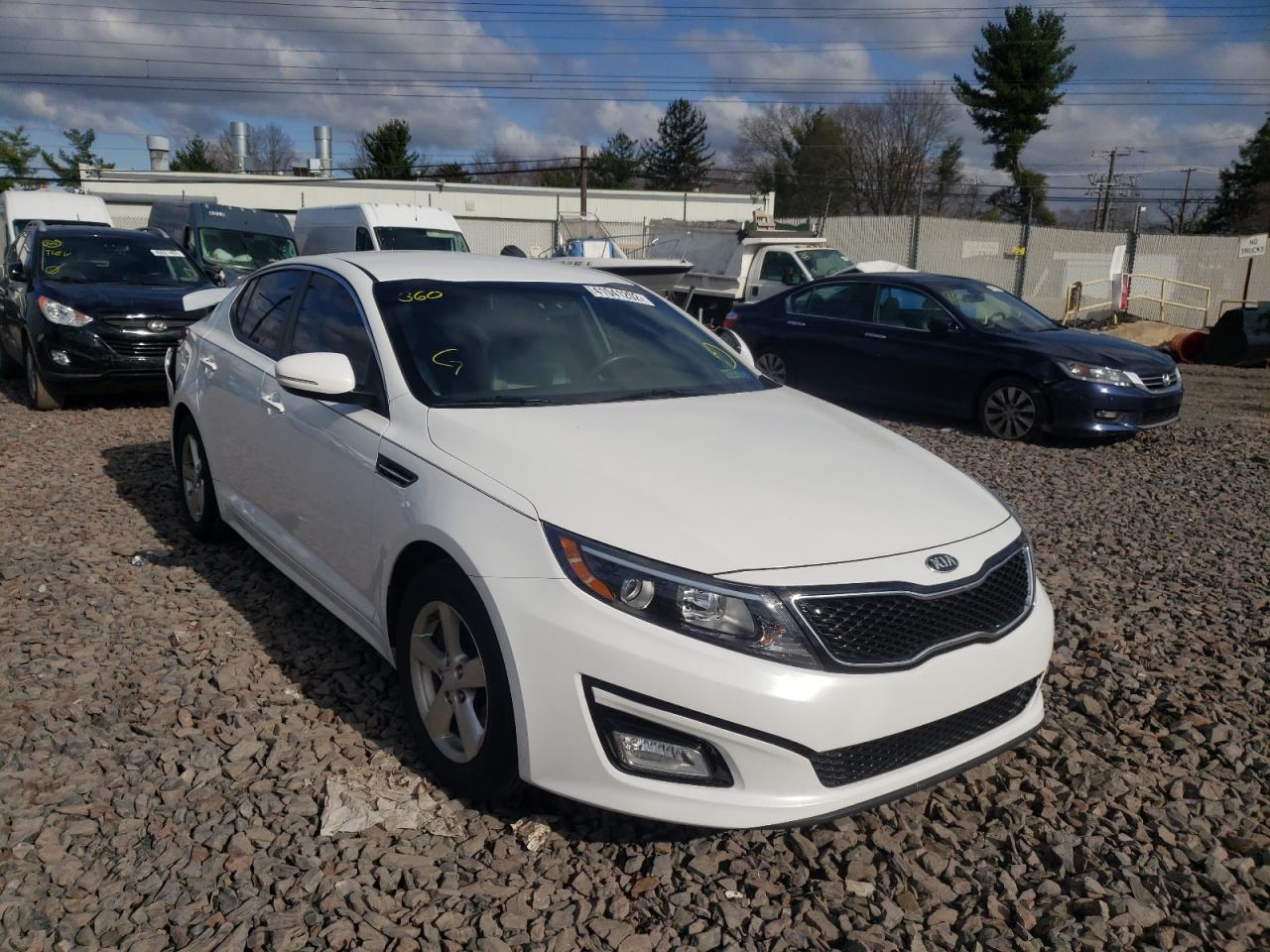 KIA OPTIMA 2015 with VIN 5XXGM4A79FG504317 - Photo from auction