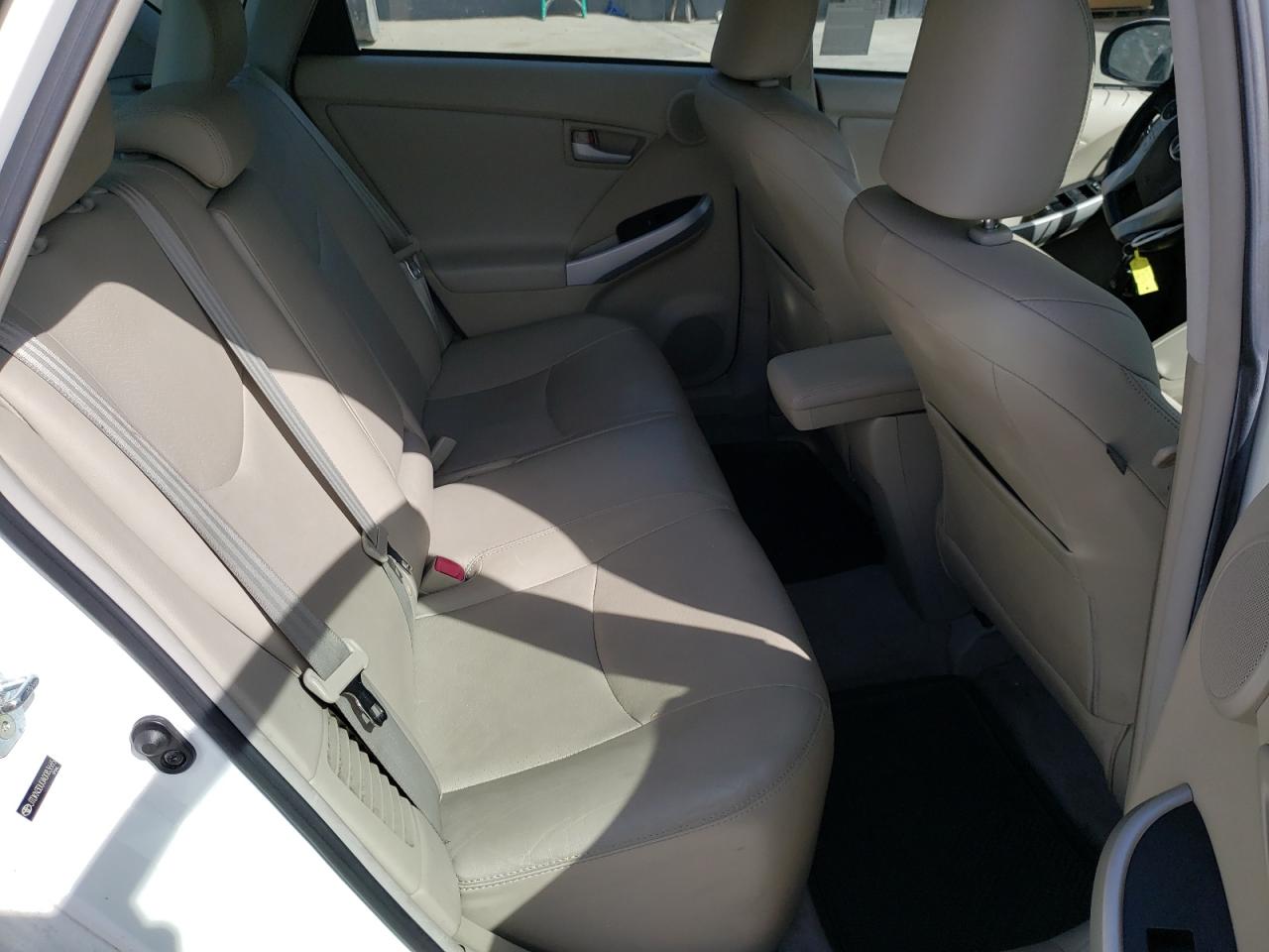 Photo 6 from auction – 2010 TOYOTA PRIUS with VIN JTDKN3DU0A0083665