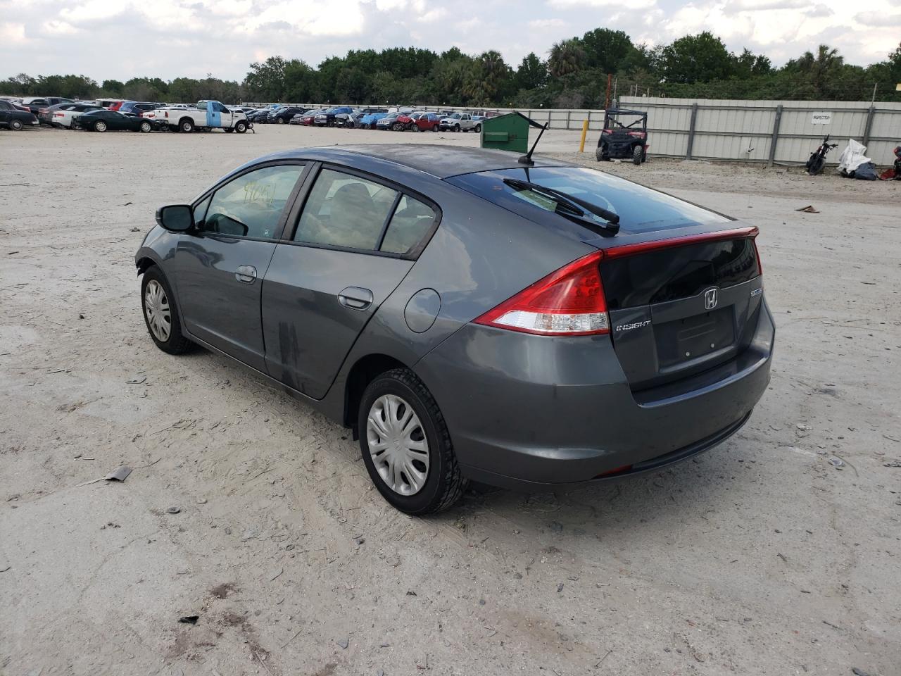 Photo 3 from auction – 2011 HONDA INSIGHT with VIN JHMZE2H38BS003186