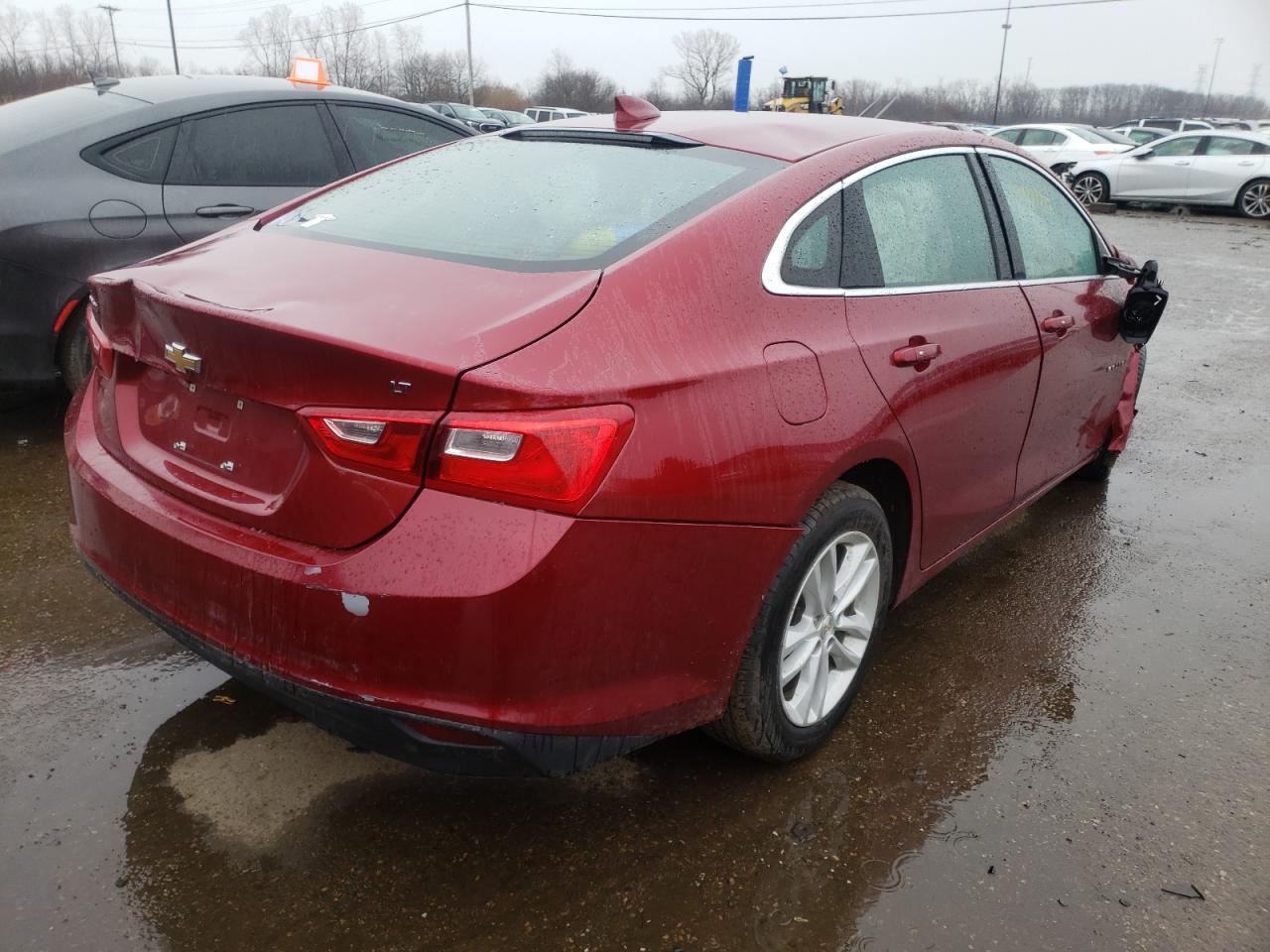 Photo 4 from auction – 2018 CHEVROLET MALIBU LT with VIN 1G1ZD5ST4JF158123