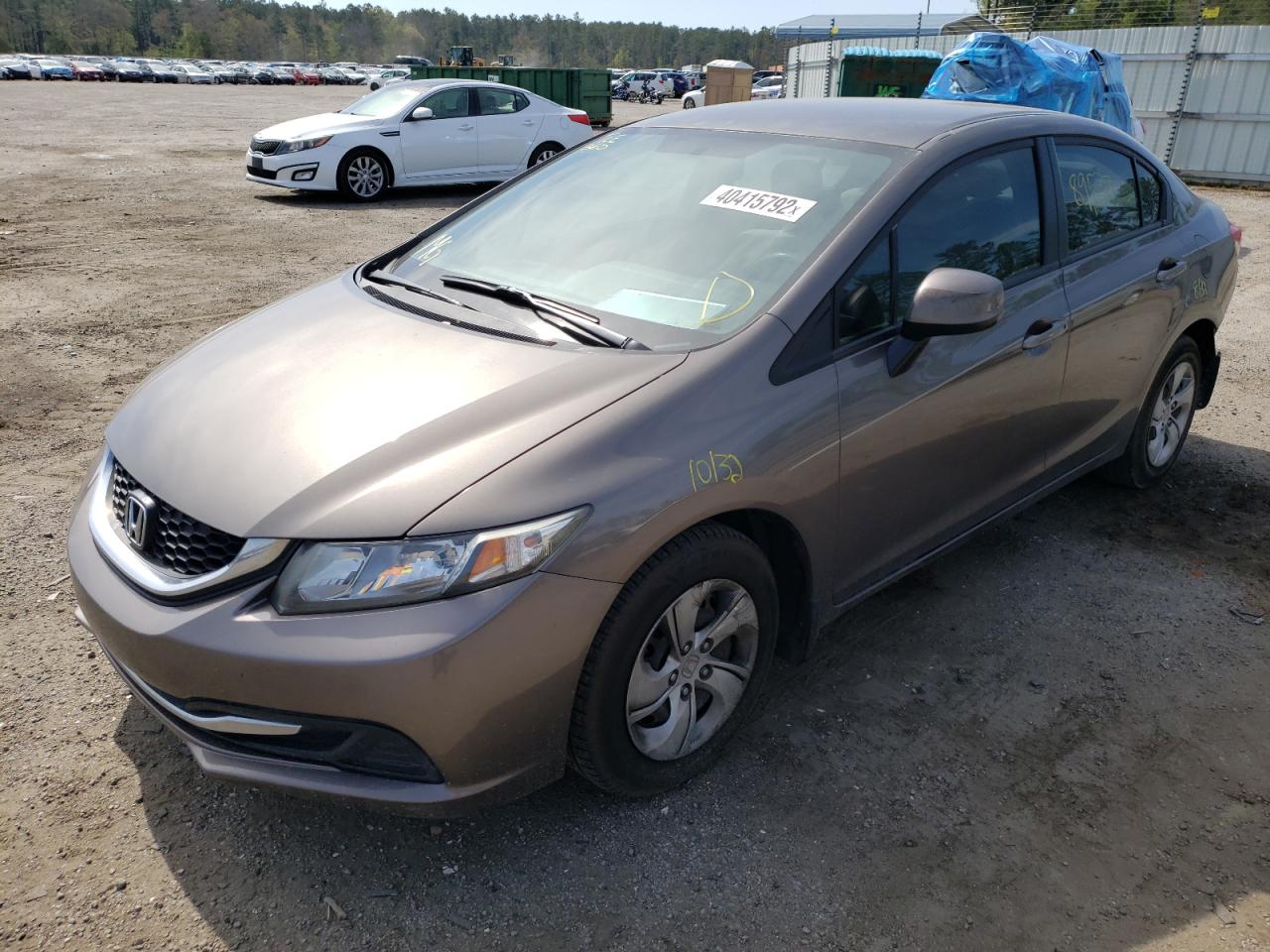 Photo 2 from auction – 2013 HONDA CIVIC LX with VIN 2HGFB2F53DH577739